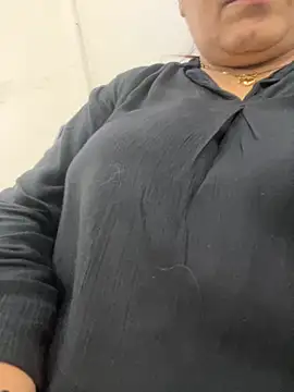 hot bhabhi69 online show from 09-24-25, 05:03