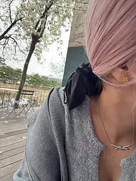 winter11 online show from 04-09-26, 03:08