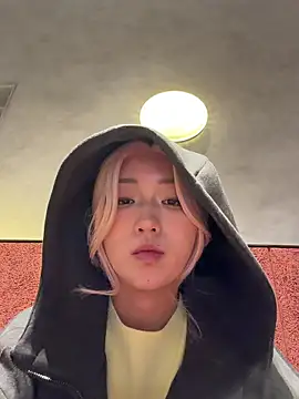 winter11 online show from 11-13-25, 04:38