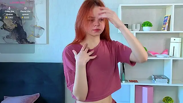 SynnoveBann online show from 04-14-26, 01:21