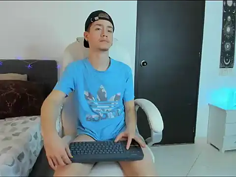 ThiagooJames online show from 02-22-26, 07:22