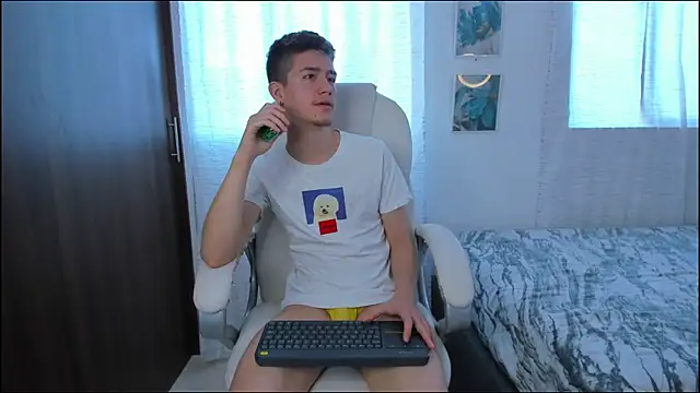 ThiagooJames online show from 09-29-25, 09:53