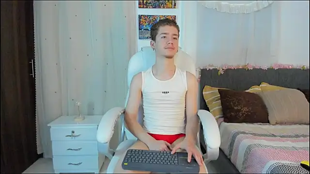 ThiagooJames online show from 11-21-25, 02:10