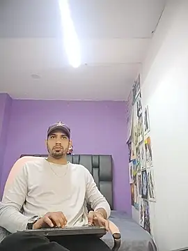 ashtoncooperr online show from 02-15-26, 07:02