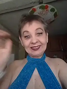 Snapshot of Rose60301 chatting on 05-03-26, 03:15 Rose60301 online show from 05-03-26, 03:15