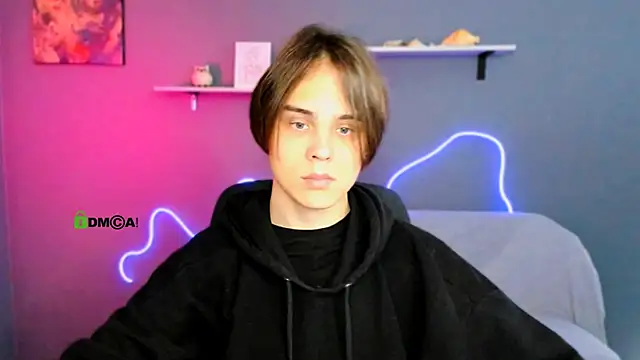 Snapshot of karl_mans chatting on 10-19-25, 08:39 karl mans online show from 10-19-25, 08:39