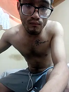 Snapshot of Single_lagunero chatting on 09-18-25, 06:44 Single lagunero online show from 09-18-25, 06:44