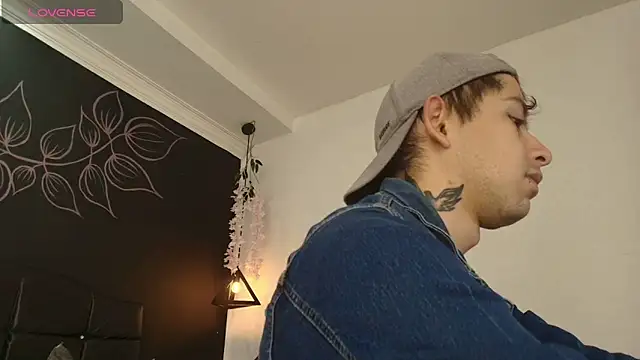 Aleecandrews online show from 12-01-25, 07:15