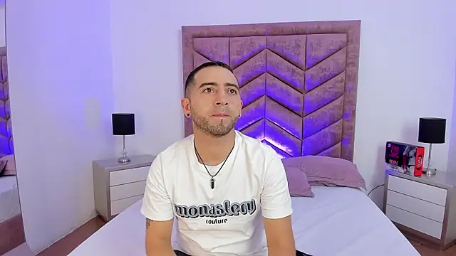 Lushian  online show from 03-28-26, 04:08