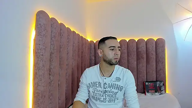 Snapshot of Lushian_ chatting on 02-12-26, 03:01 Lushian online show from 02-12-26, 03:01