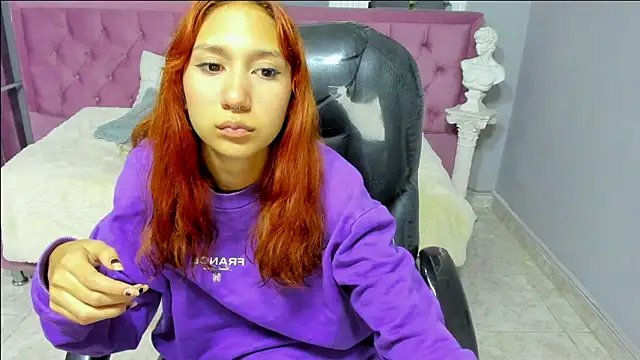 Snapshot of Fernanda_ss chatting on 06-20-26, 08:58 Fernanda ss online show from 06-20-26, 08:58