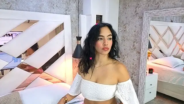 Snapshot of Saara_evans_ chatting on 09-12-25, 07:35 Saara evans online show from 09-12-25, 07:35