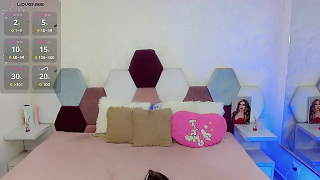 kushina uzumaki75 online show from 12-21-25, 04:03