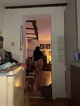 Seductively4 20 online show from 03-06-26, 01:11