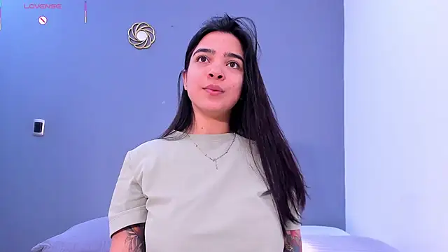 KamilaBetancourt online show from 06-25-26, 12:32
