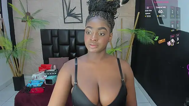Snapshot of alana_bonny chatting on 09-26-25, 12:34 alana bonny online show from 09-26-25, 12:34