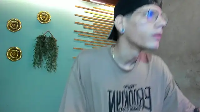 david huge online show from 10-15-25, 01:41