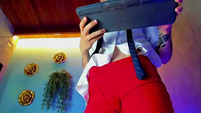 david huge online show from 10-25-25, 01:45