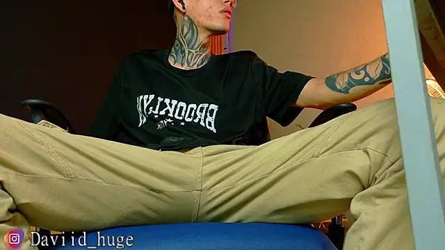 david huge online show from 07-22-26, 01:24