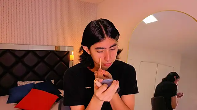 ryo light online show from 10-16-25, 08:17