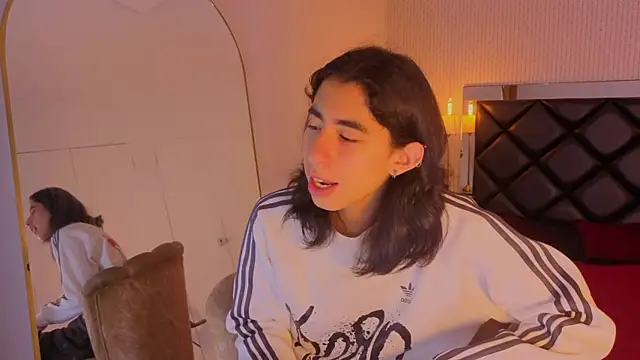 ryo light online show from 06-17-26, 04:23