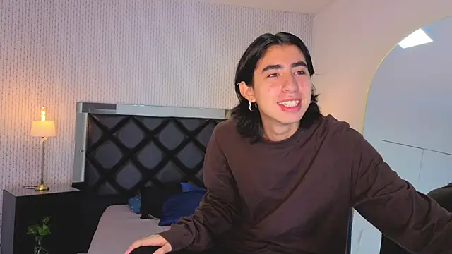 ryo light online show from 10-01-25, 07:40