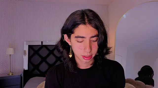 Snapshot of ryo_light chatting on 01-19-26, 04:05 ryo light online show from 01-19-26, 04:05