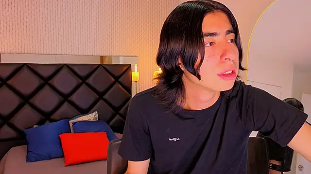 ryo light online show from 10-11-25, 08:32