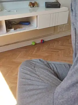 LeoMaduroSP online show from 09-27-25, 01:17