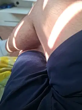 Snapshot of LeoMaduroSP chatting on 07-15-26, 11:50 LeoMaduroSP online show from 07-15-26, 11:50