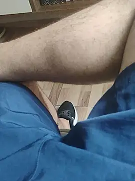 LeoMaduroSP online show from 12-15-25, 12:55