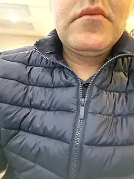Snapshot of LeoMaduroSP chatting on 06-12-26, 01:31 LeoMaduroSP online show from 06-12-26, 01:31