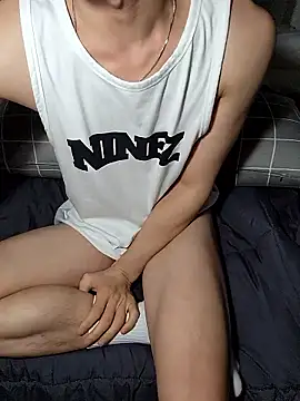 Snapshot of icejuljulju chatting on 02-18-26, 01:29 icejuljulju online show from 02-18-26, 01:29