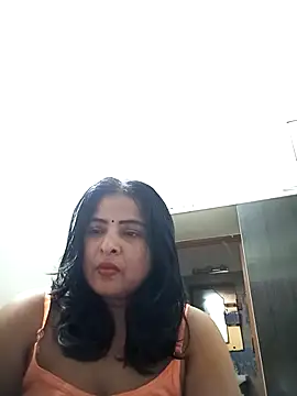 Snapshot of srimasrima chatting on 10-12-25, 01:45 srimasrima online show from 10-12-25, 01:45