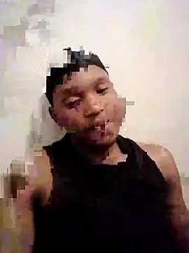 Snapshot of KingCruze chatting on 10-19-25, 11:24 KingCruze online show from 10-19-25, 11:24