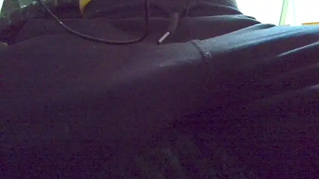 HairyHornyTwinkx online show from 11-21-25, 03:11