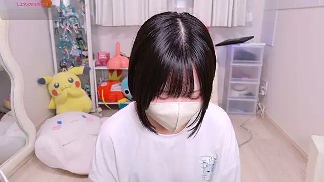 Snapshot of chii_chan_o0 chatting on 06-04-26, 10:09 chii chan o0 online show from 06-04-26, 10:09