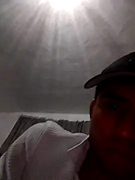 RSantilMorgt online show from 04-05-26, 01:12