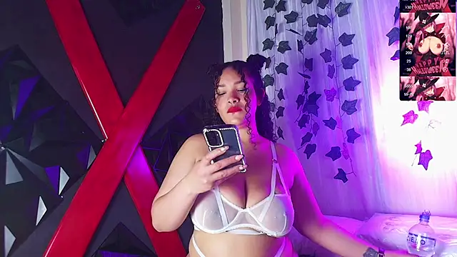 ivonne diaz1 online show from 10-28-25, 07:57