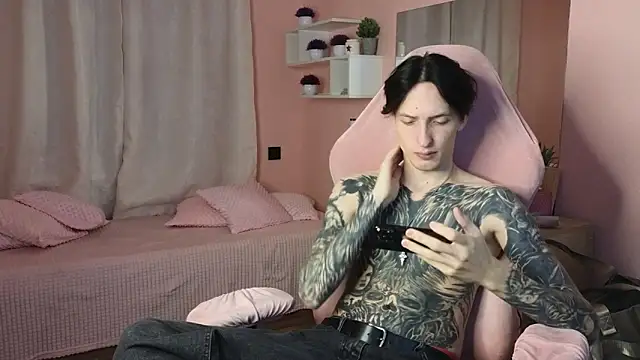 Martin Jin online show from 10-17-25, 01:24