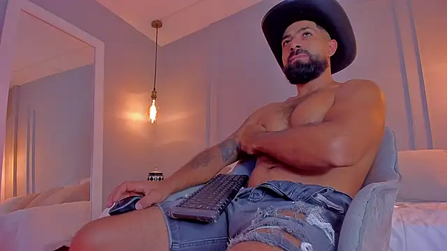 KylliamLevis online show from 02-09-26, 08:07