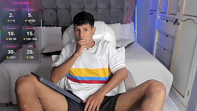 Snapshot of Juan_zabala chatting on 10-14-25, 11:55 Juan zabala online show from 10-14-25, 11:55