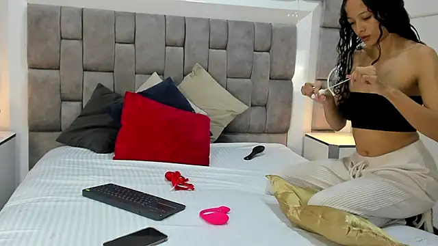 JuliettaBleer online show from 11-03-25, 12:20