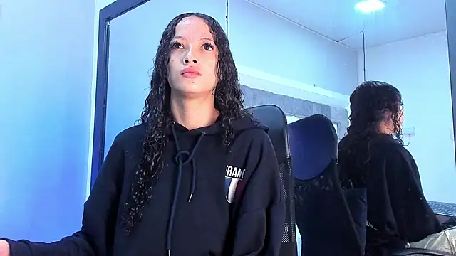 JuliettaBleer online show from 10-09-25, 11:55