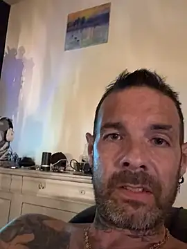 Snapshot of soumisdeblake83 chatting on 04-28-26, 11:53 soumisdeblake83 online show from 04-28-26, 11:53