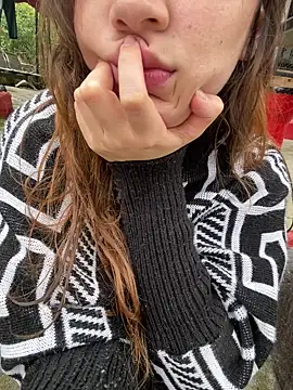 Megan colsom online show from 09-18-25, 02:53