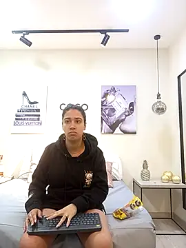 Samantha hotly online show from 09-24-25, 11:50