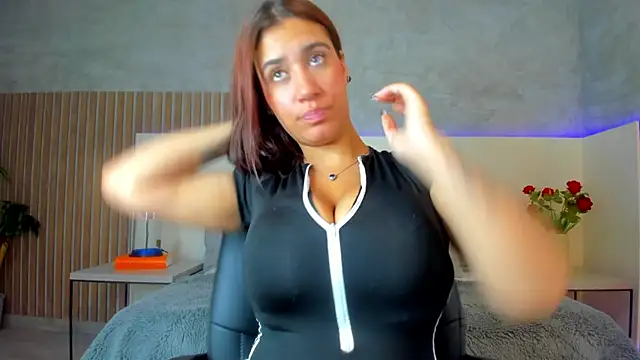 Samantha hotly online show from 07-24-26, 06:48