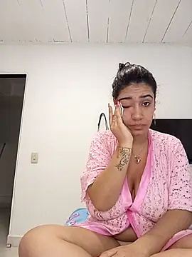 Samantha hotly online show from 11-18-25, 08:50