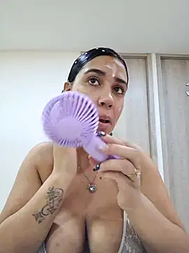 Snapshot of Samantha_hotly chatting on 02-25-26, 04:07 Samantha hotly online show from 02-25-26, 04:07